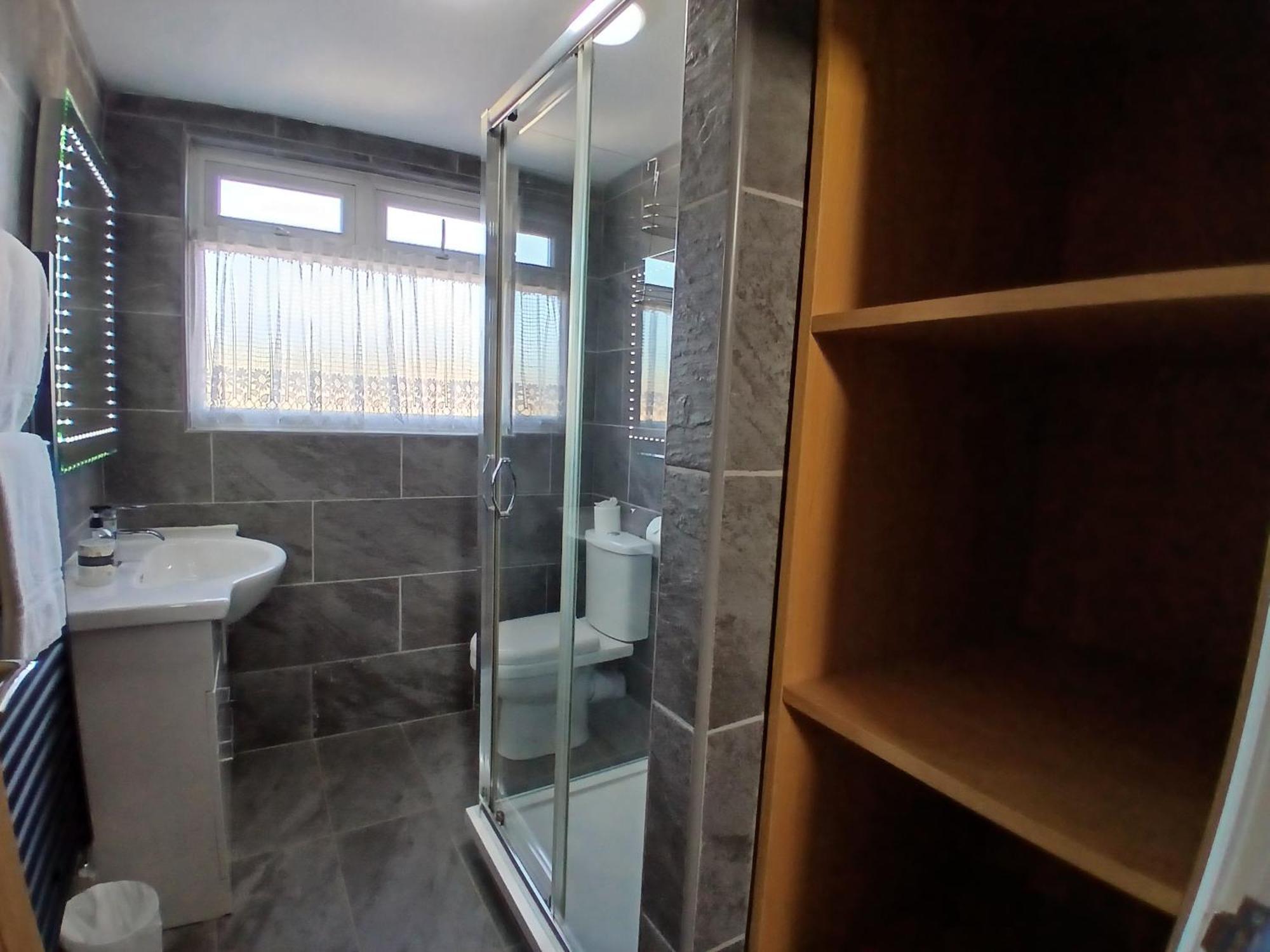 Ormsgill Inn Barrow-in-Furness Esterno foto